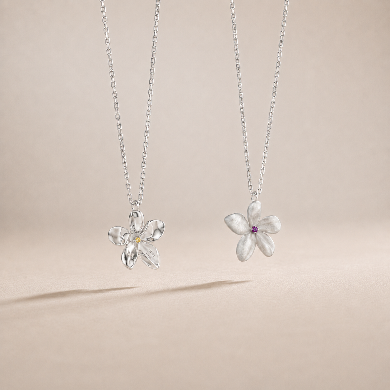 Jasmine Necklace Petite Blanc
